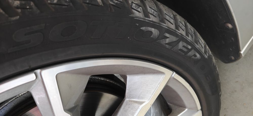 Pirelli Winter Sottozero 3 XL, размер 235/40 R19