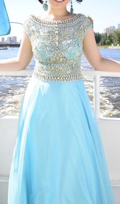 Продам вечернее платье