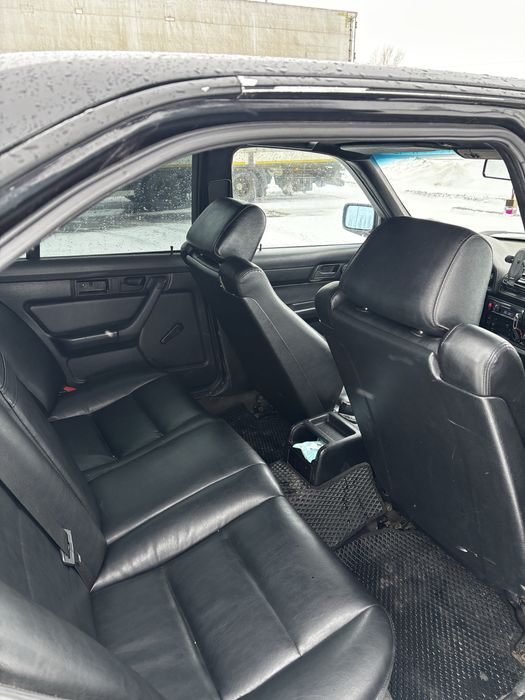 BMW E34 1992г обьем 2,5л