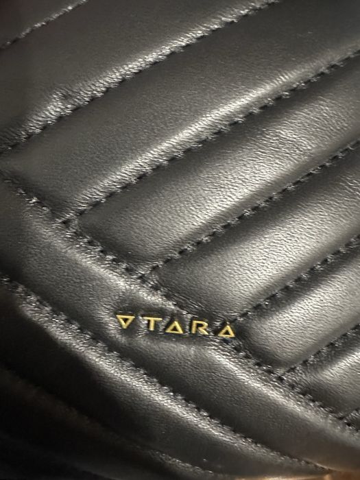 Дамска чанта естестврна кожа