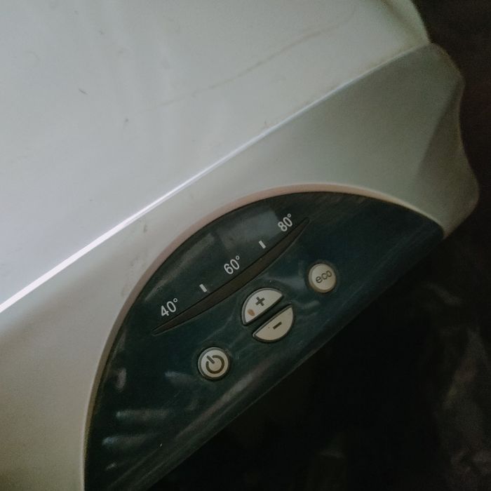 Водонагреватель Аристон