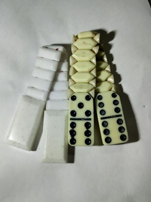 Продаю сразу двух перекидных четок