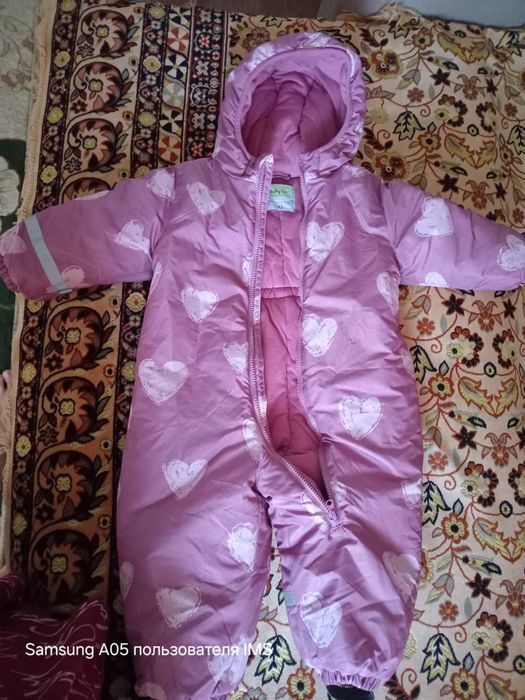 Детский комбинезон, сандалии.