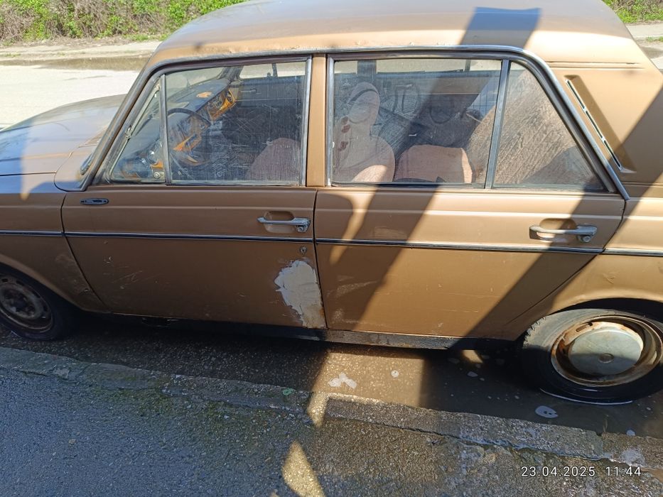 Продавам автомобил