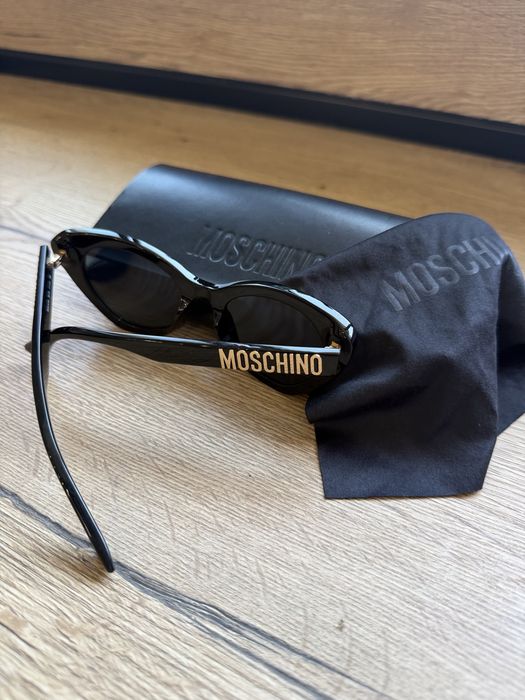 Дамски очила Moschino