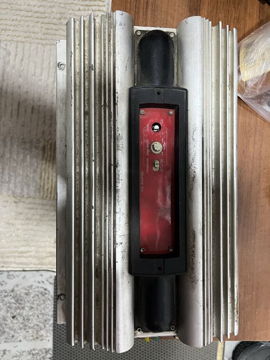 Продам Усилитель . ….