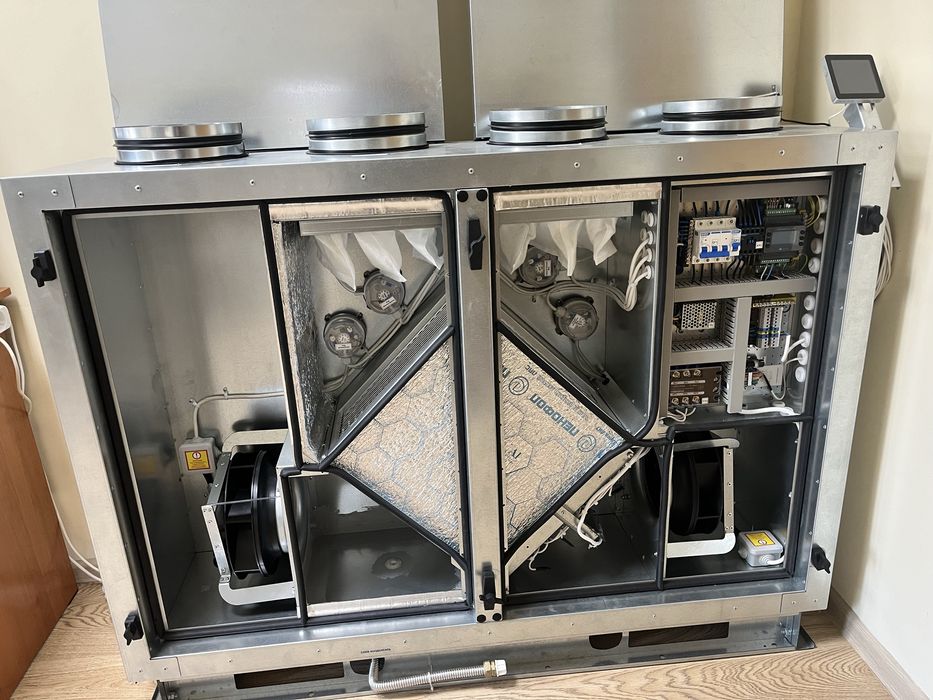 Вытяжка вентиляция