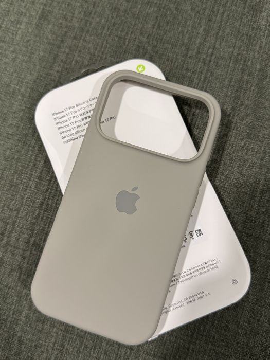 Husa iPhone 17 Pro/17 Pro Max