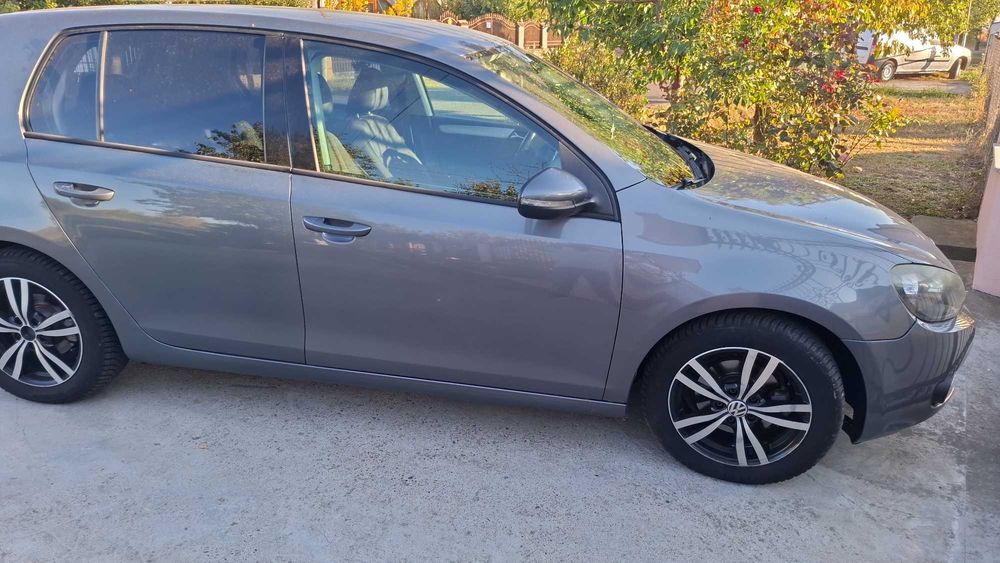 Volkswagen Golf VI