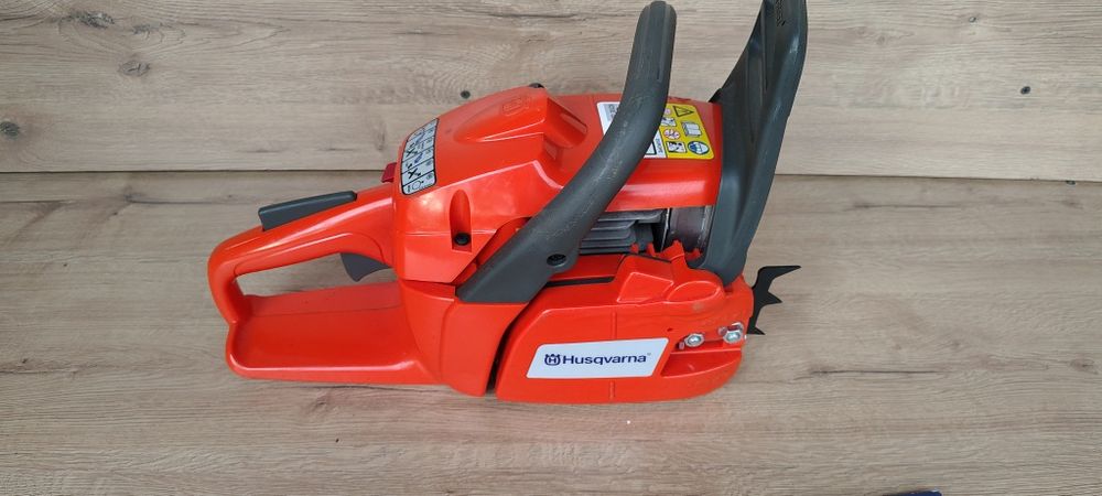 Drujba Husqvarna 120 noua.originala.. Atentie nu am lant !