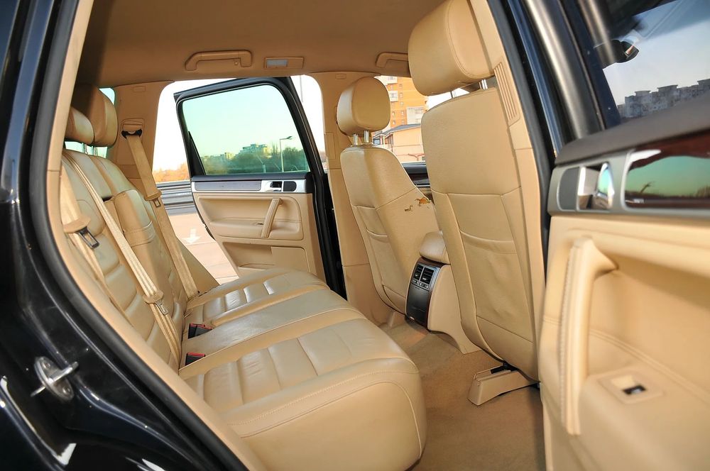 Volkswagen Touareg Automat 4x4 /Dublu Clima /Navigatie