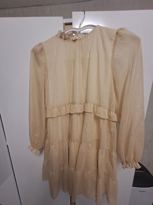 Прекрасна рокля "contrast"