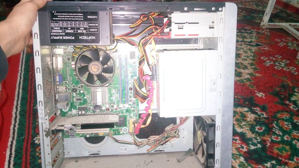 Personalni kompyuter sotiladi narxi arzon