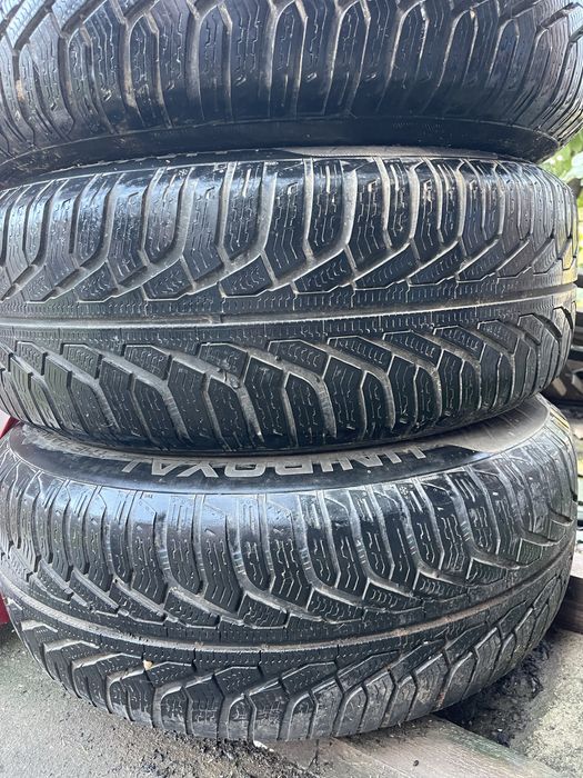 Продавам зимни гуми с джанти – 235/65 R17 UNIROYAL