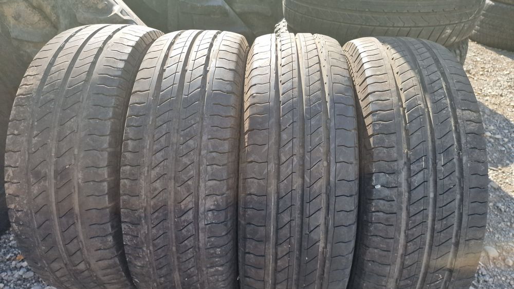 Anvelope 215/65R16C marca Continental, DOT 2024,9 mm