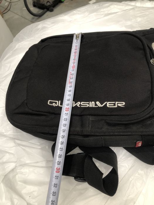 Продавам чанта quiksilver