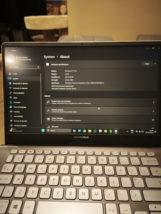 Pc laptop Asus Vivobook computer лаптоп компютър