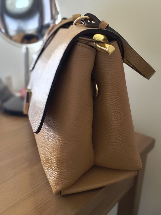 Дамска чанта камел - естествена кожа