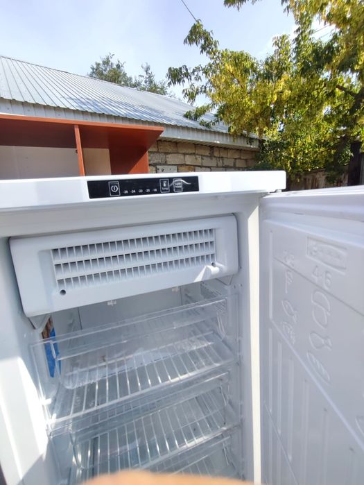 Морозильная камера Indesit SFR 167 NF C