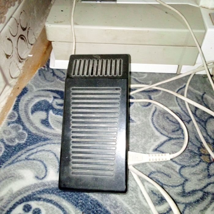 Тикув машинаси сотилади