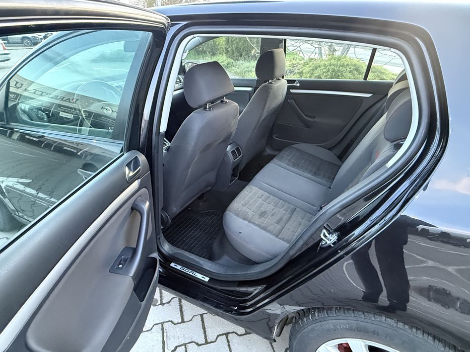 VW Golf 5 1.4 benzina