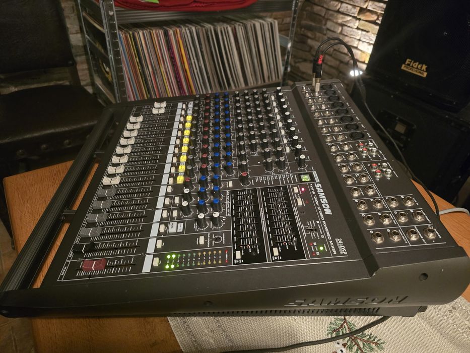 Mixer pasiv Soundcraft Spirit Fx8/Samson Txm16 activ/Yamaha mg10/2