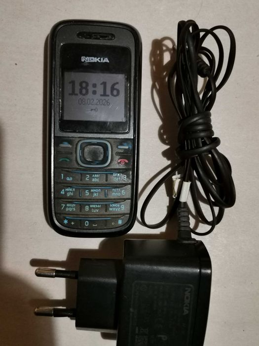 Телефон Nokia 1209