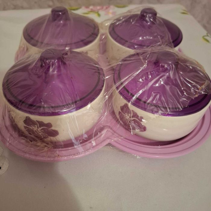 Порцеланов Комплект