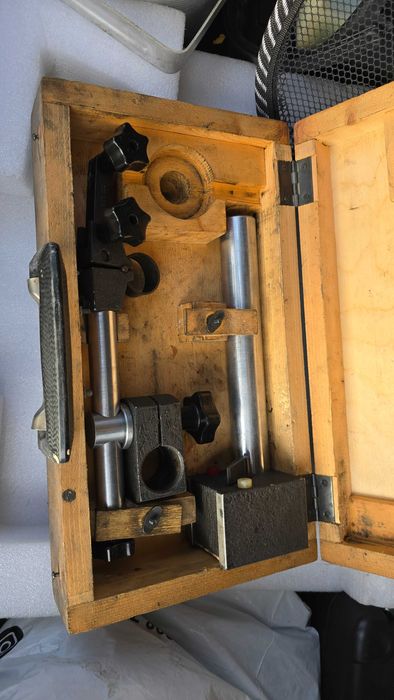 Продаю магнитную стойку