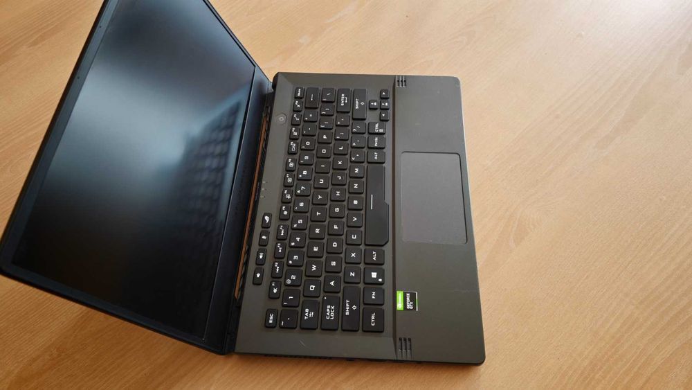 Лаптоп ASUS ROG Zephyrus G14 GA401HR.416