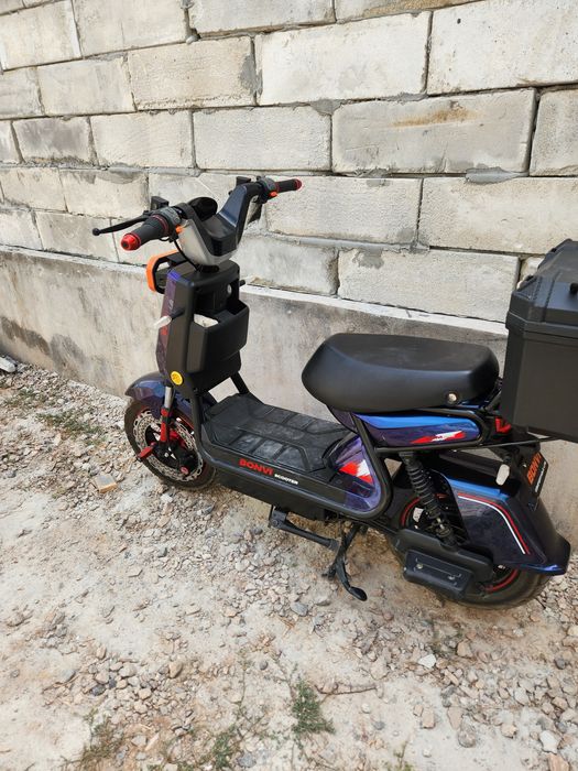 Skuter 6 ta akumlyatorli