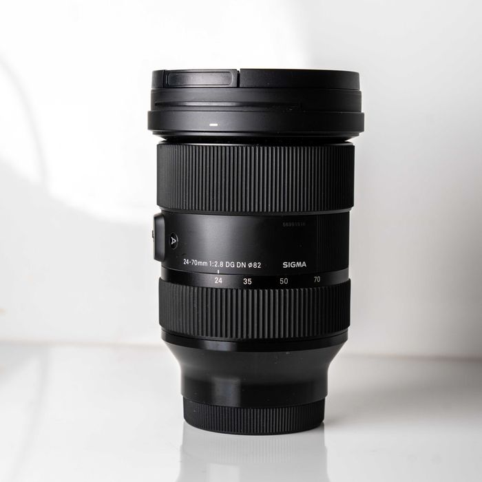 Sigma 24–70mm f/2.8 DG DN Art за Sony – пълен комплект