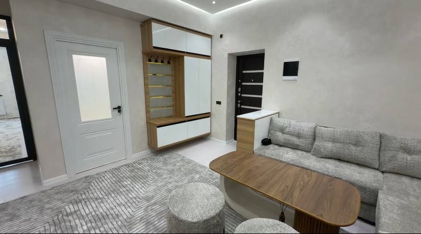 Квартира сотилади