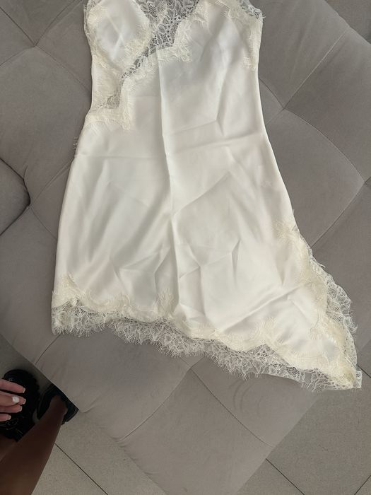 Дамска сатенена рокля модел Zara