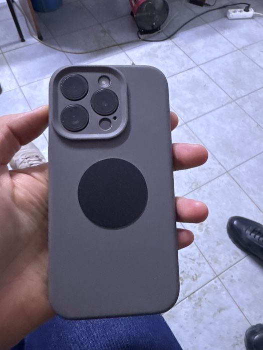 Продам Iphone 15 pro