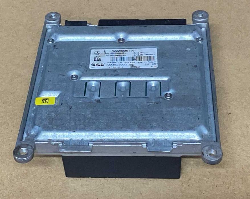 Amplificator Mercedes Benz A2229005110