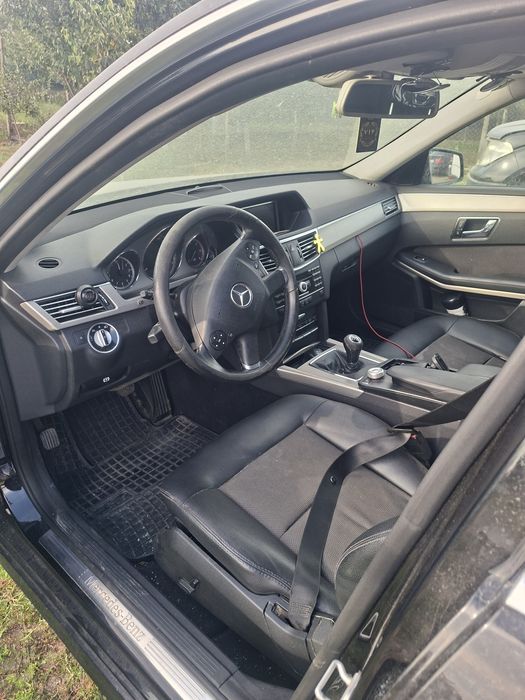 Vand Mercedes  E 220