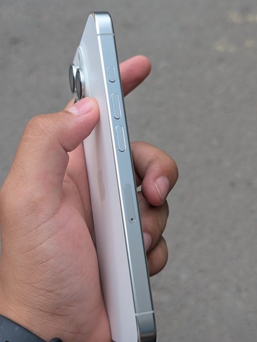 iPhone 16 pro 256 white/белый