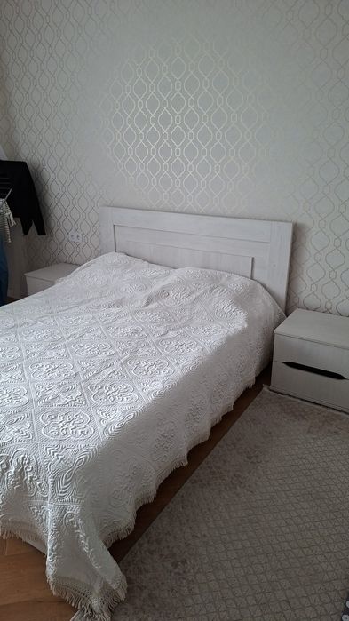 Продам спальный гарнитур