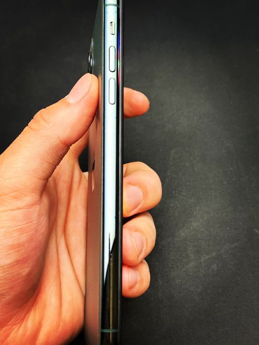 Iphone 11 pro max продам или обмен на Айфон!!