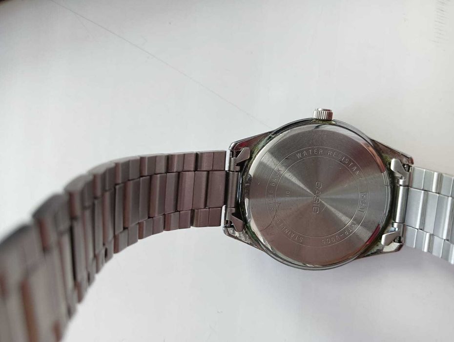 Часы наручные Casio MTP-V005