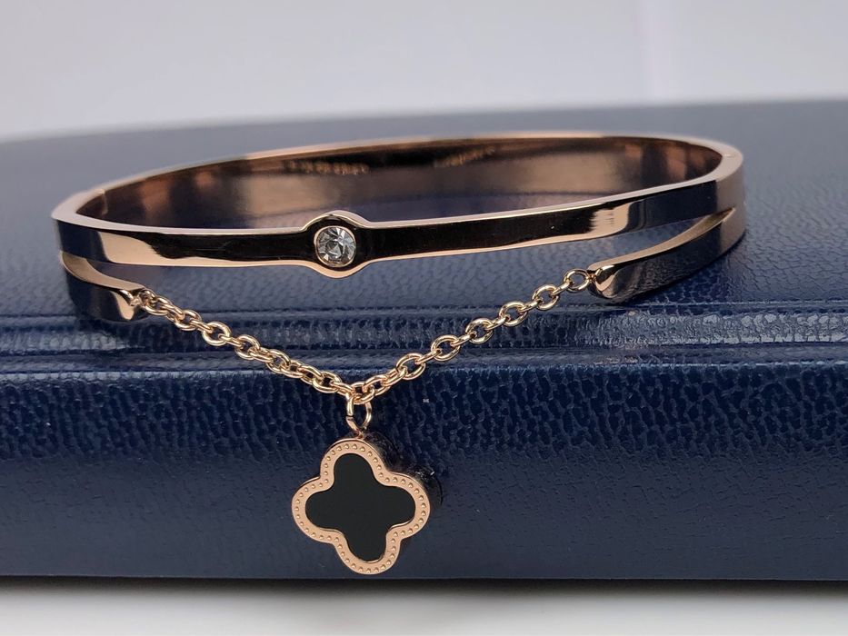 Стоманени и кожени кривни