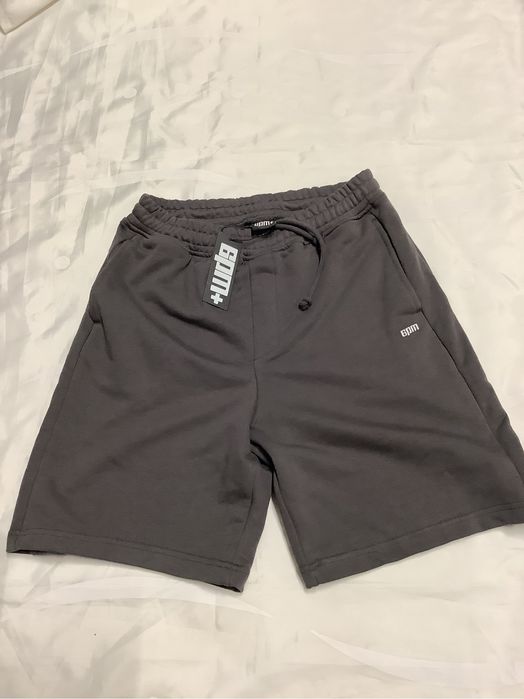 Pantaloni scurti bumbac darbati
