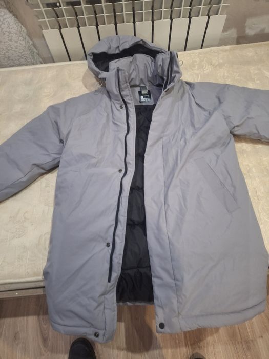 Продам куртку , зима