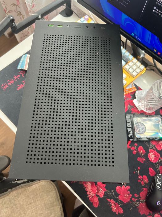gaming кутия за компютър Razer tomahawk mini atx