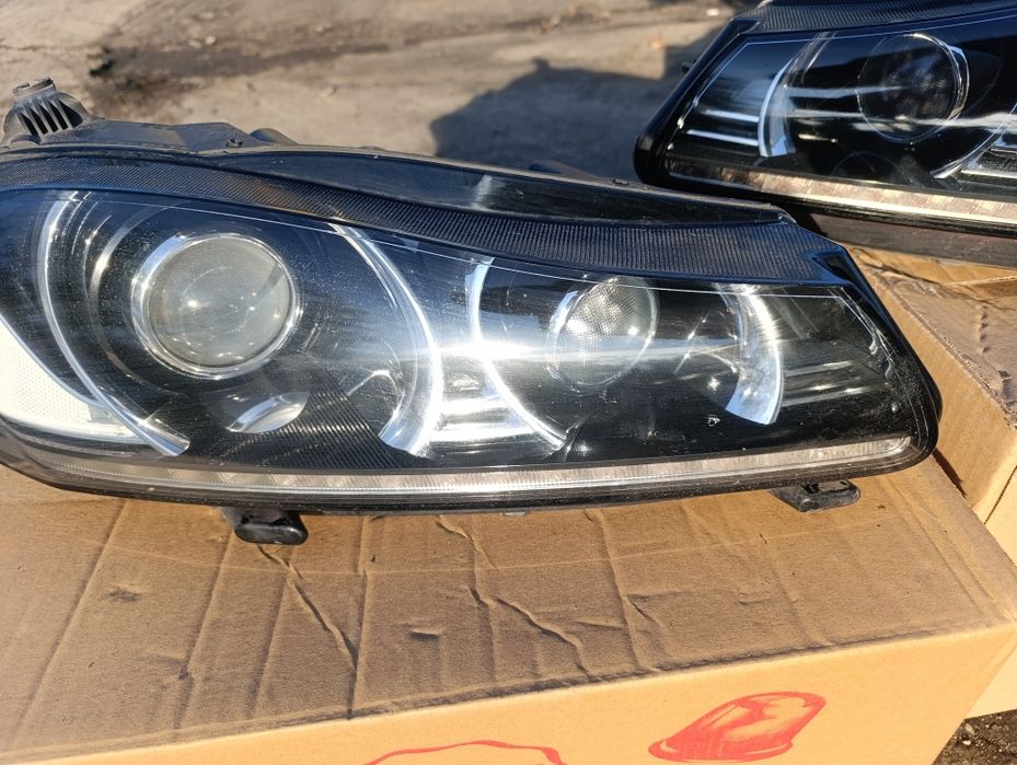 Фарове Ягуар / Jaguar XF 2013г