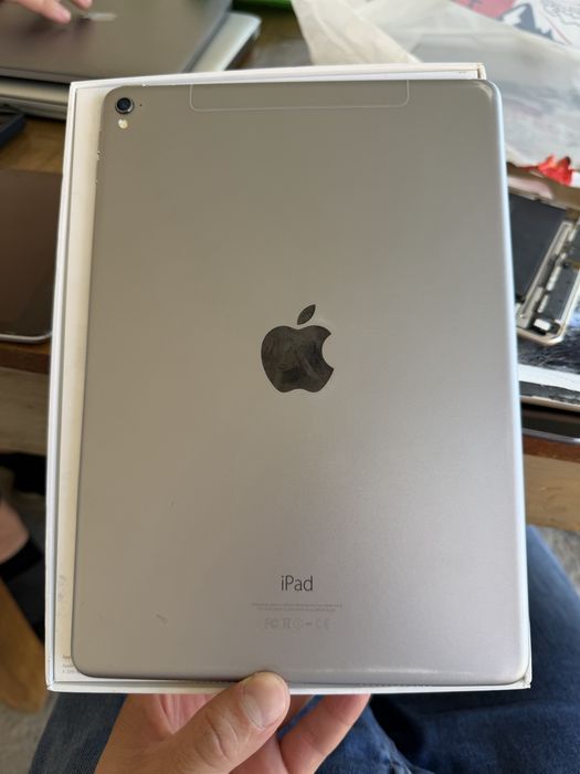 Ipad pro 9.7  32gb sim karta wifi