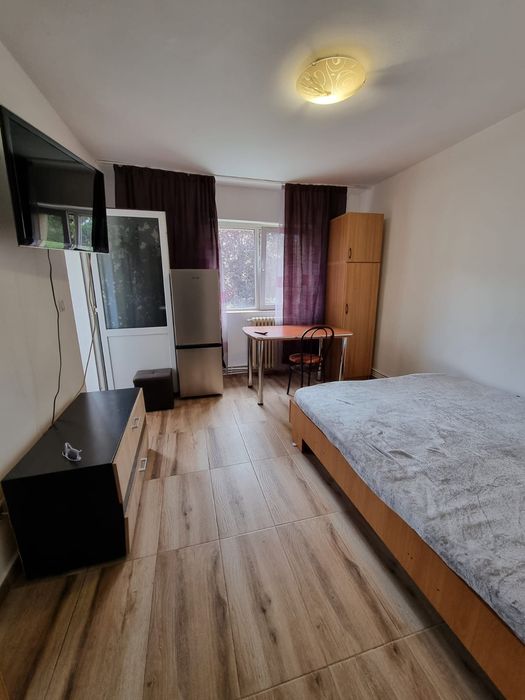 Garsoniera regim hotelier