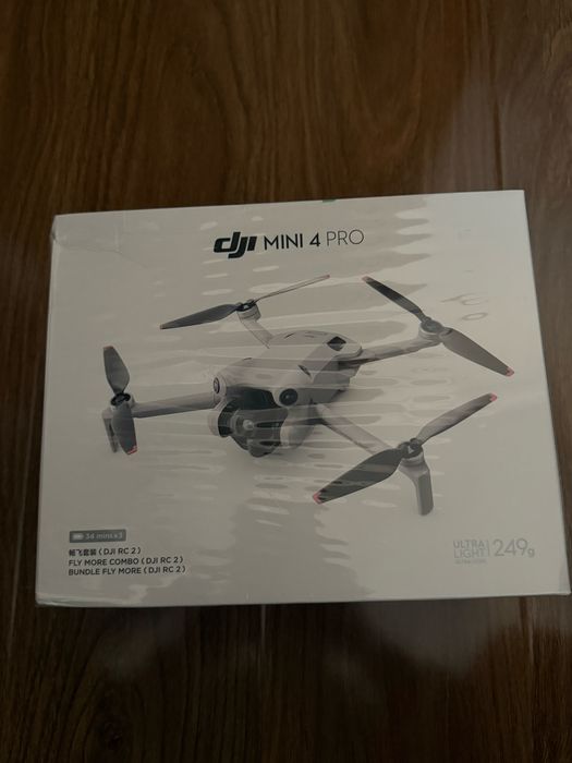 Drona dji mini 4 pro fly more combo rc2 SIGILATA