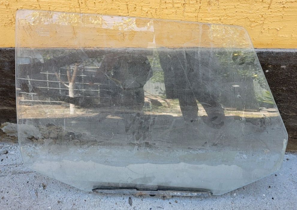 Стекло для автомашины